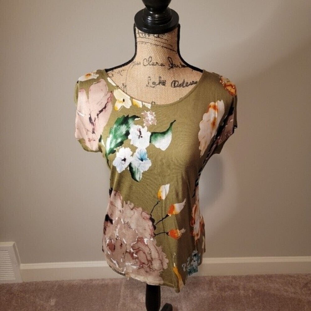 NWT Philosophy floral top